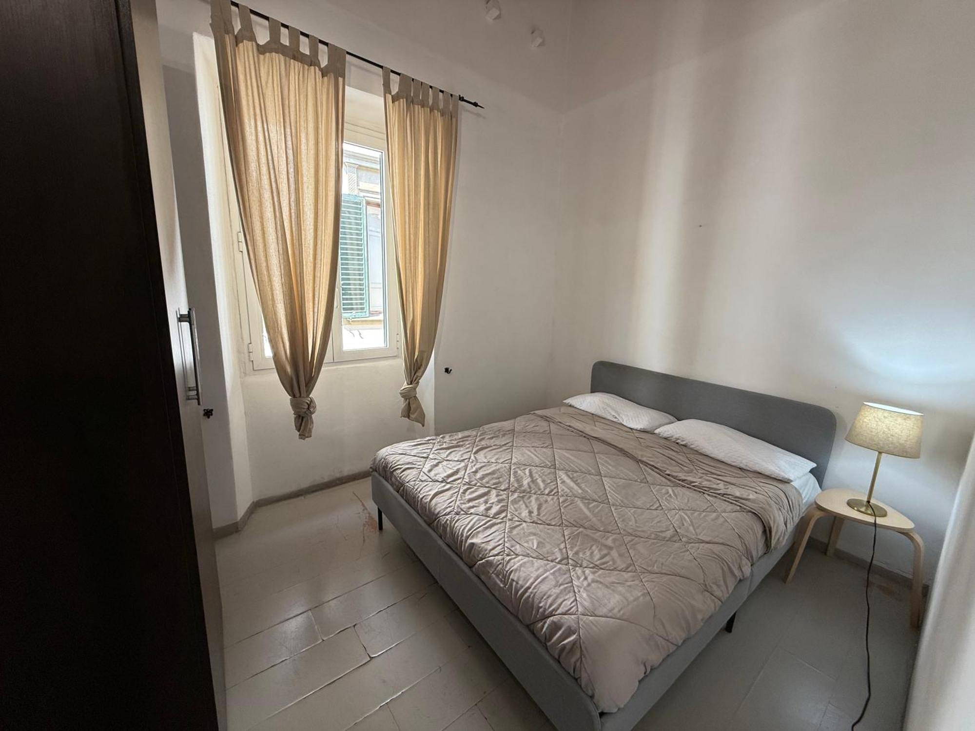 Three Bedroom In Center *